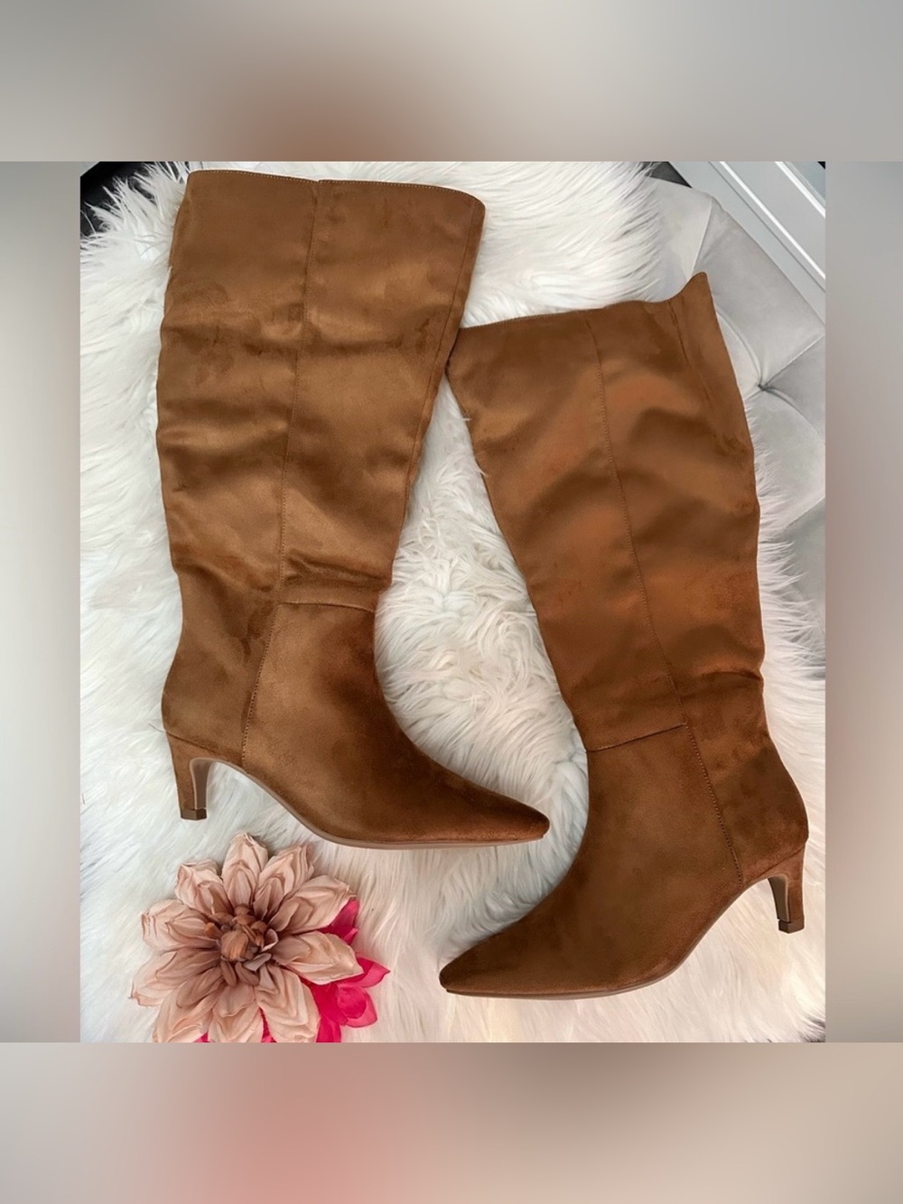 Brown Knee-High Micro Suede Women's Kitten Heeled Boots Sz 8 Wide Calf NEW!